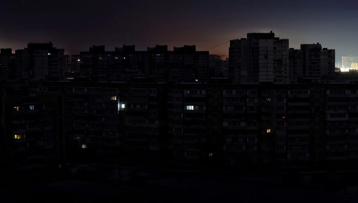 Kyiv Ukraine with no power following overnight Russian attacks on the energy grid